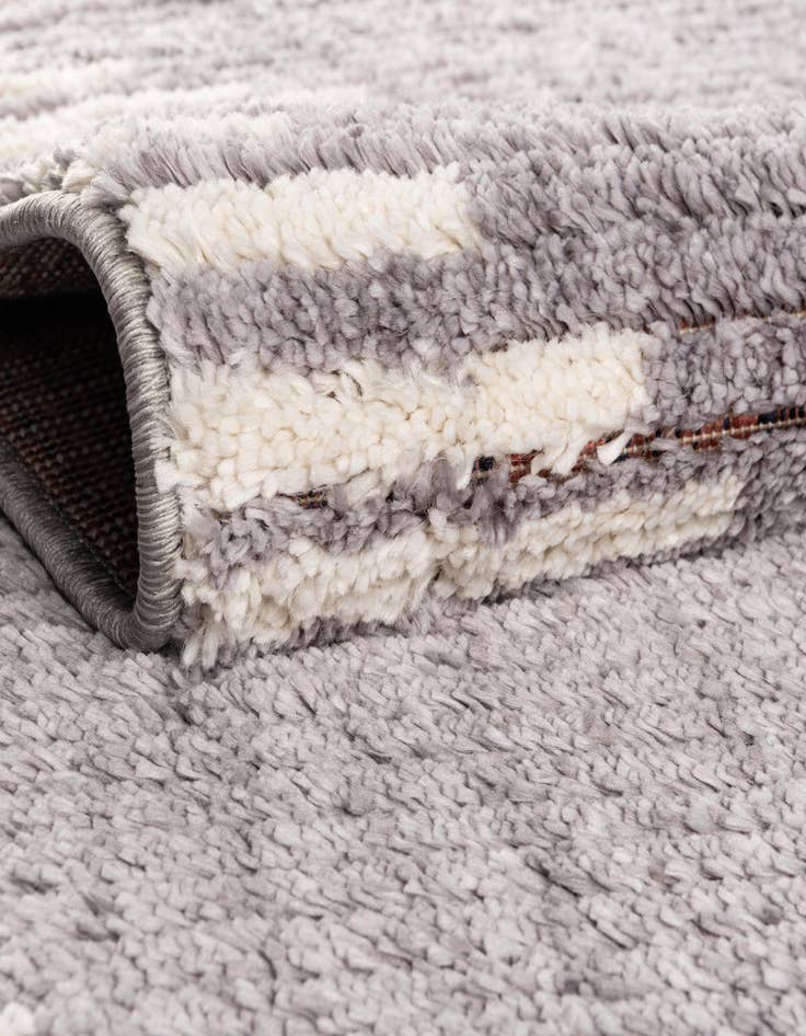 Detail image of  6' 7 x 9' 10 Morocco Rug