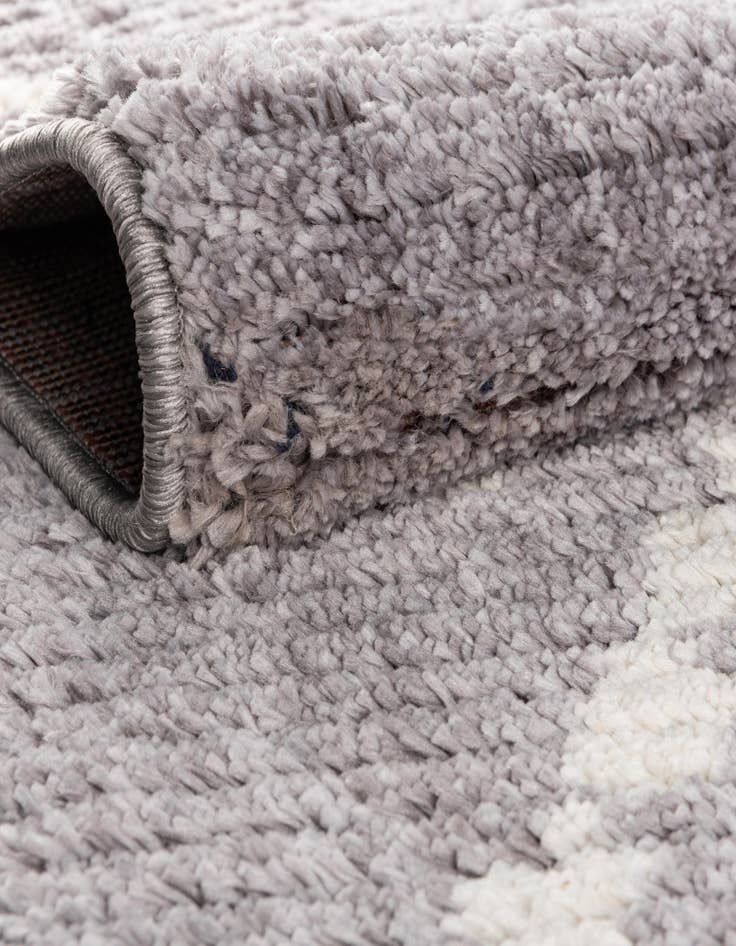 Detail image of  6' 7 x 9' 10 Morocco Rug