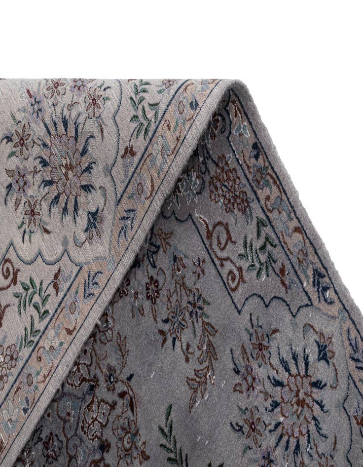 Detail image of  4' x 6' 2 Nain Rug