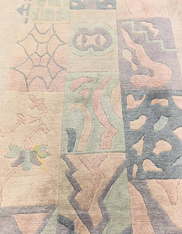Detail image of  6' 5 x 9' 5  Hand Knotted Nepal Wool Rug