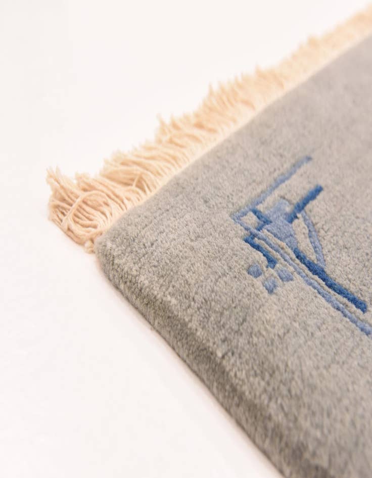 Detail image of  4' 8 x 6' 7  Hand Knotted Nepal Wool Rug