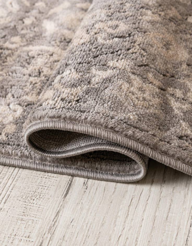 Detail image of  2' 2 x 3' Oregon Rug