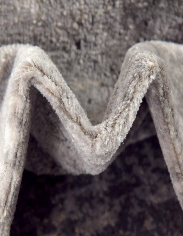 Detail image of  2' 2 x 3' Oregon Rug