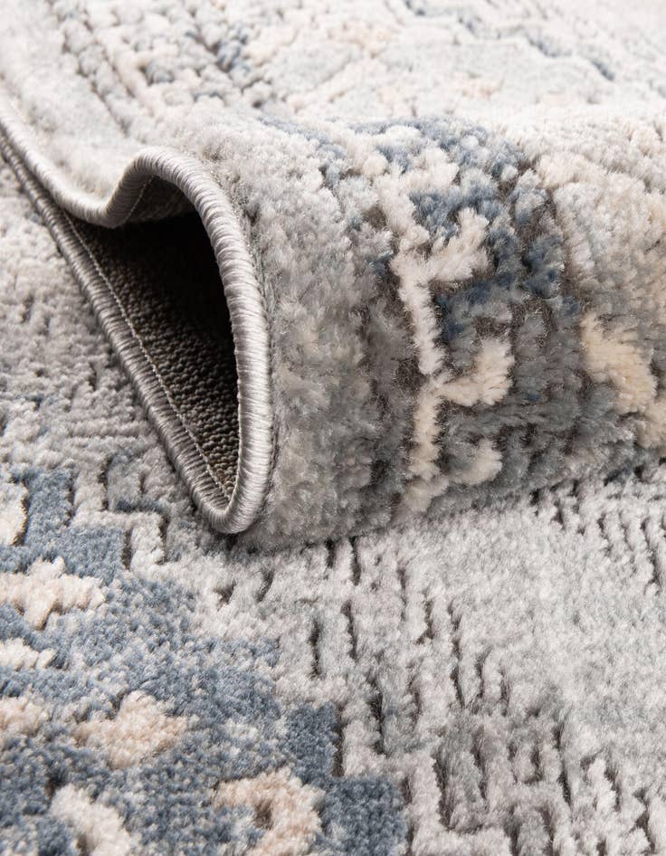 Detail image of  5' 3 x 7' 7 Oregon Rug