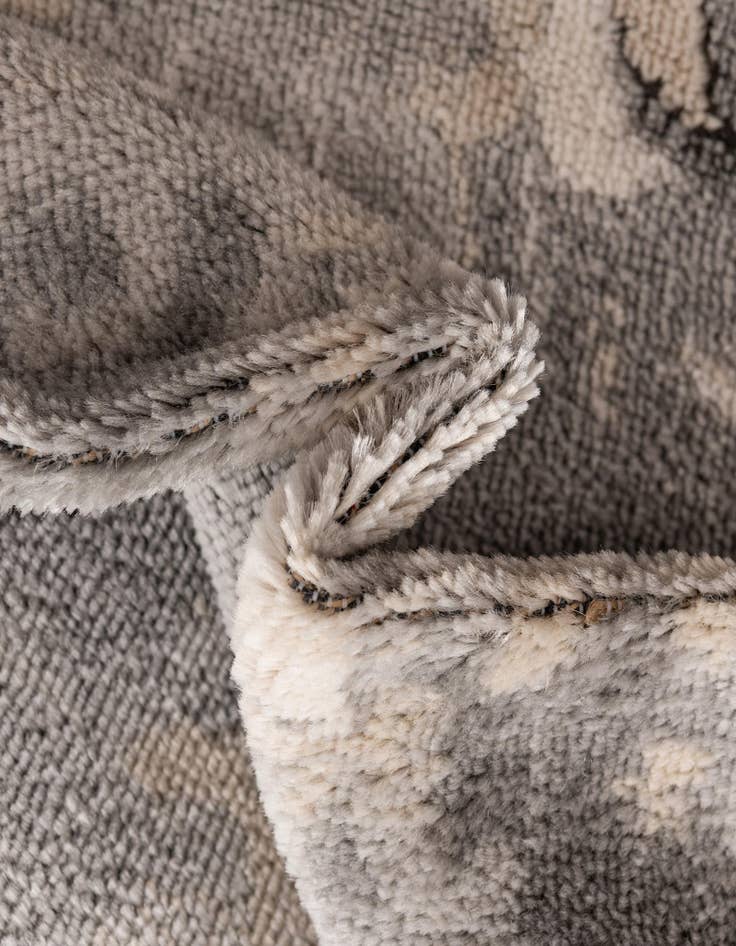 Detail image of  10' x 13' Oregon Rug