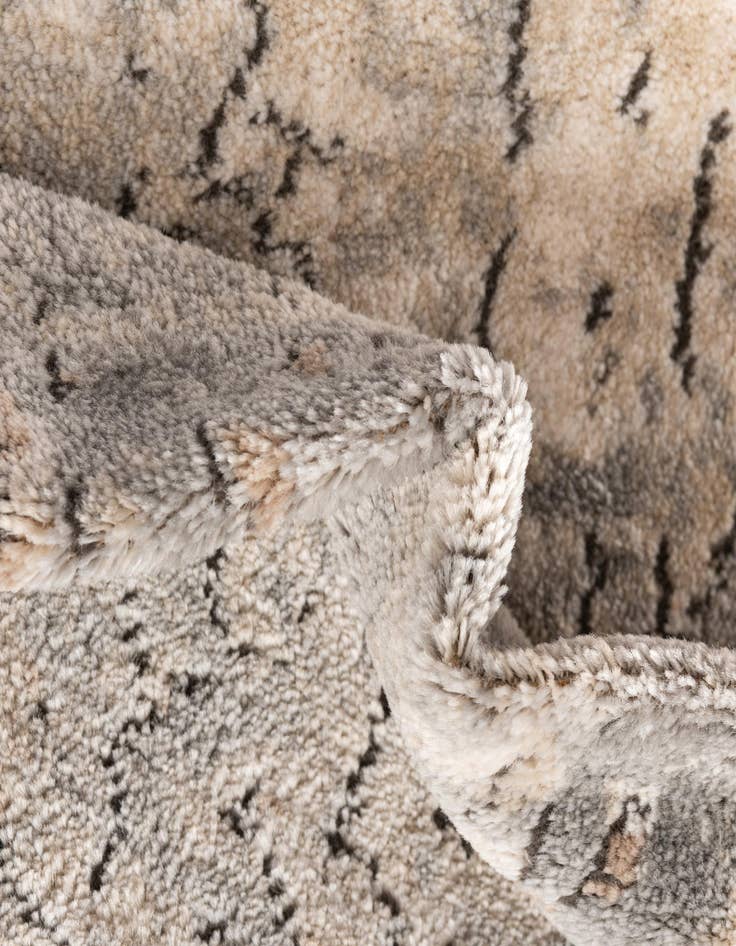 Detail image of  6' 7 x 9' 6 Oregon Rug