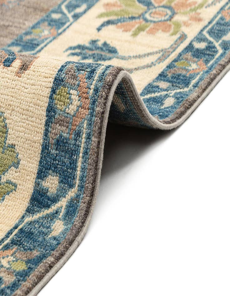 Detail image of  8' 2 x 9' 11  Hand Knotted Oushak Rug