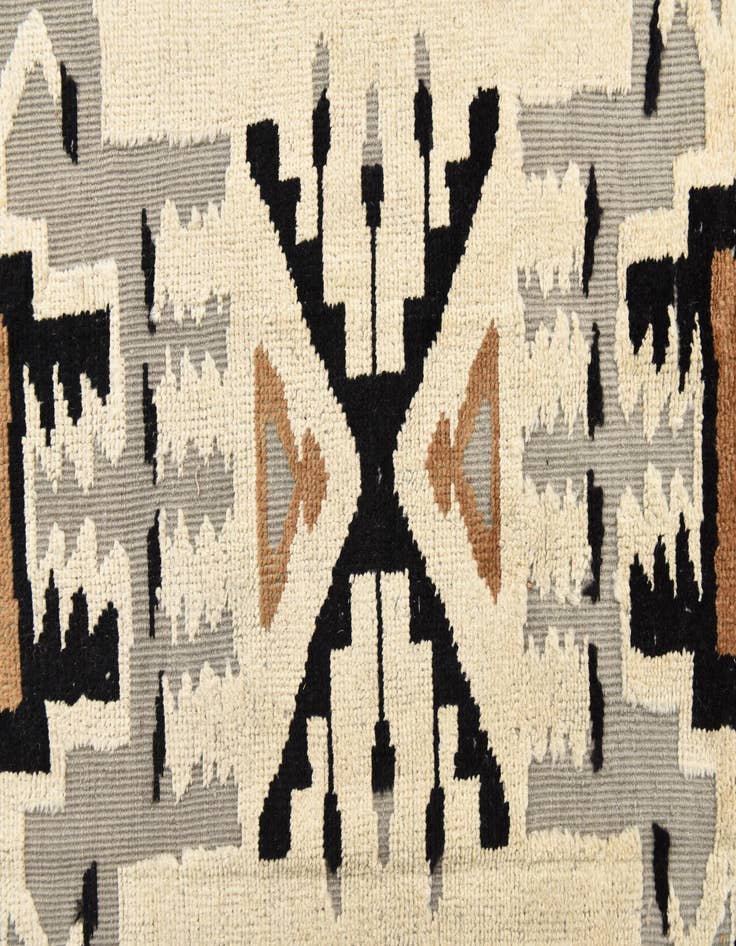 Detail image of 8' x 10' 8 Hand Knotted Oushak Wool Rug