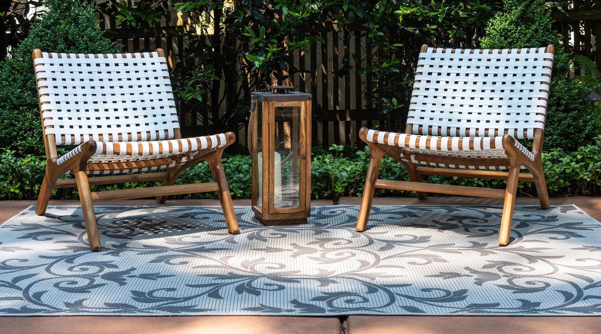 Gray 2' 2 x 3' Botanical Indoor / Outdoor Rug | Rugs.com