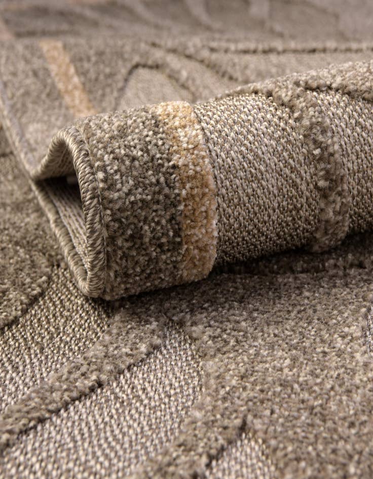 Detail image of  7' x 10'  Washable Botanical Indoor / Outdoor Rug