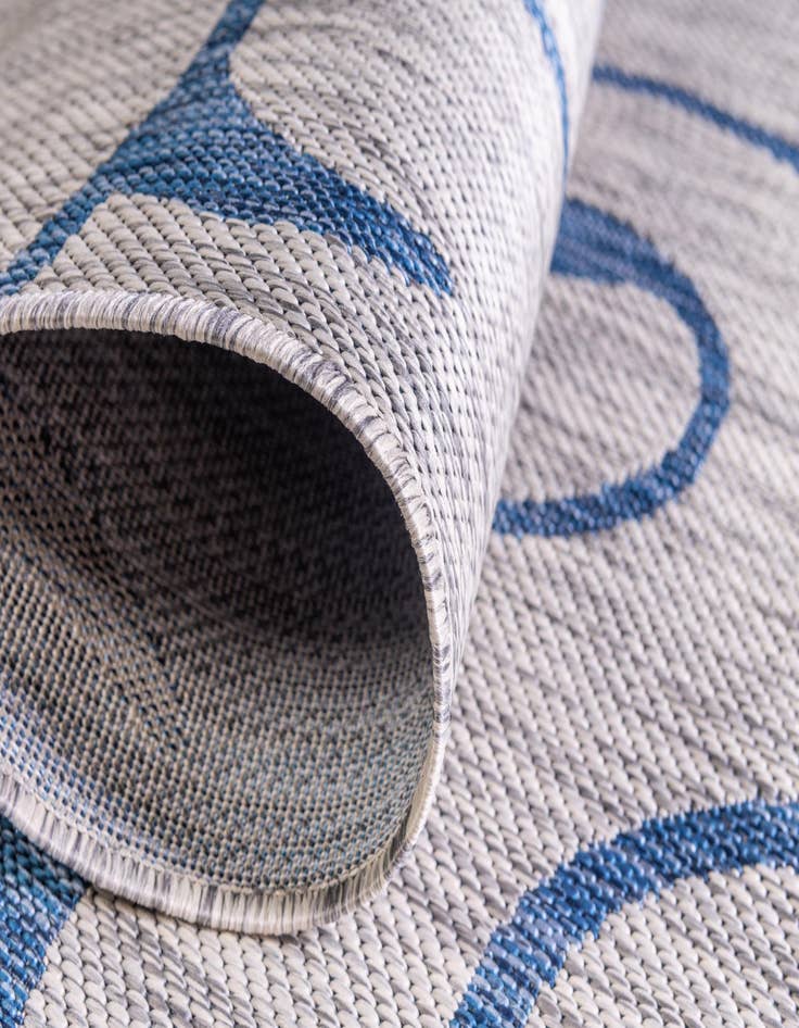 Detail image of  7' 10 x 11'  Washable Botanical Indoor / Outdoor Rug