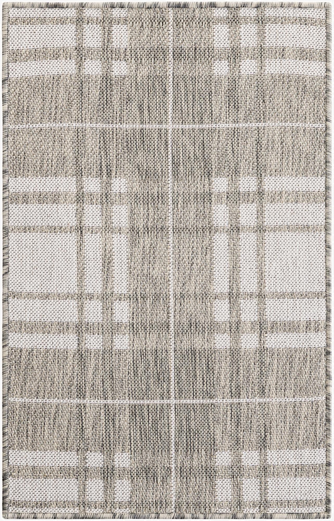  2' x 3'  Washable Checkered Indoor / Outdoor Rug