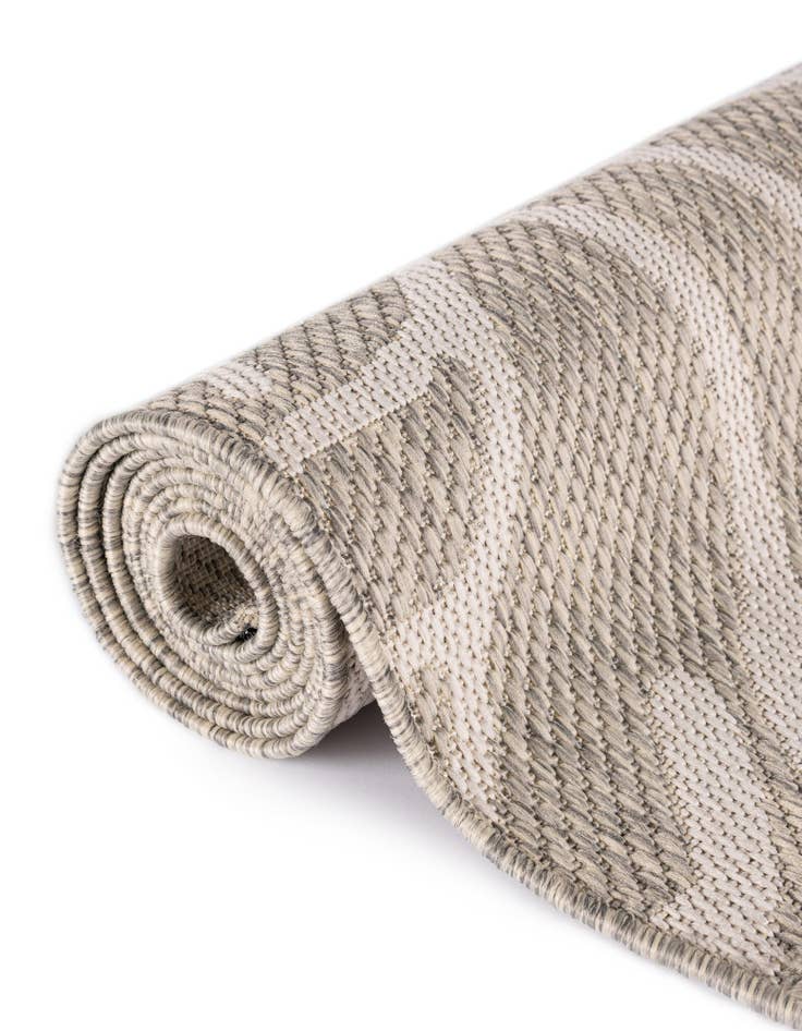 Detail image of  5' 3 x 8'  Washable Coastal Indoor / Outdoor Rug