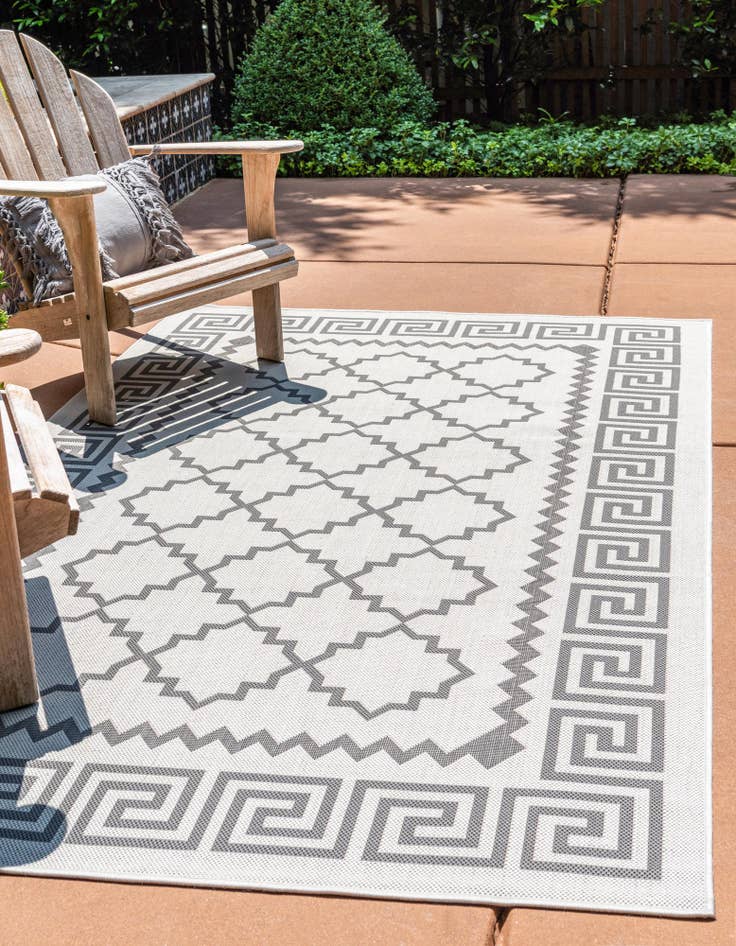 Detail image of  3' 3 x 5'  Washable Lattice Indoor / Outdoor Rug