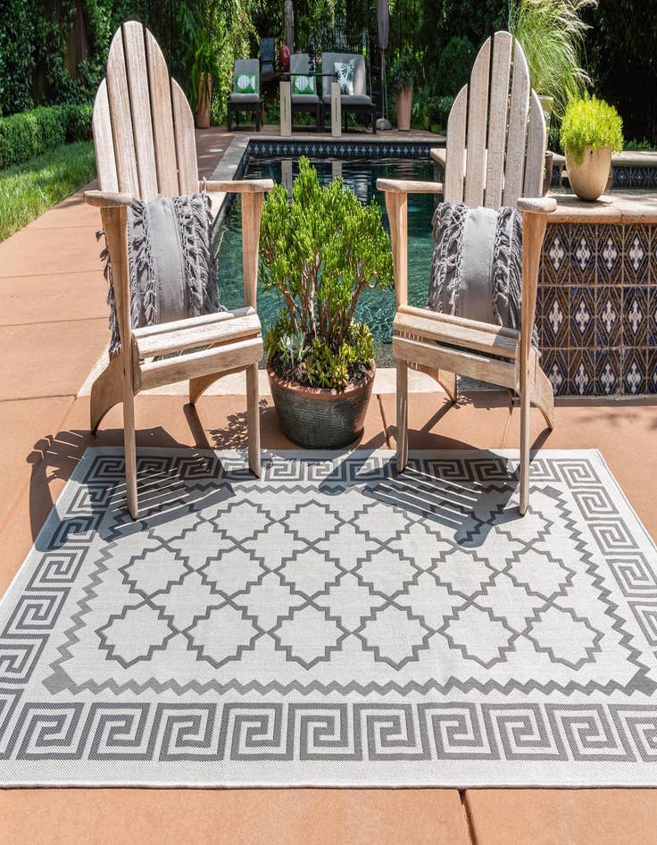 Detail image of  3' 3 x 5'  Washable Lattice Indoor / Outdoor Rug