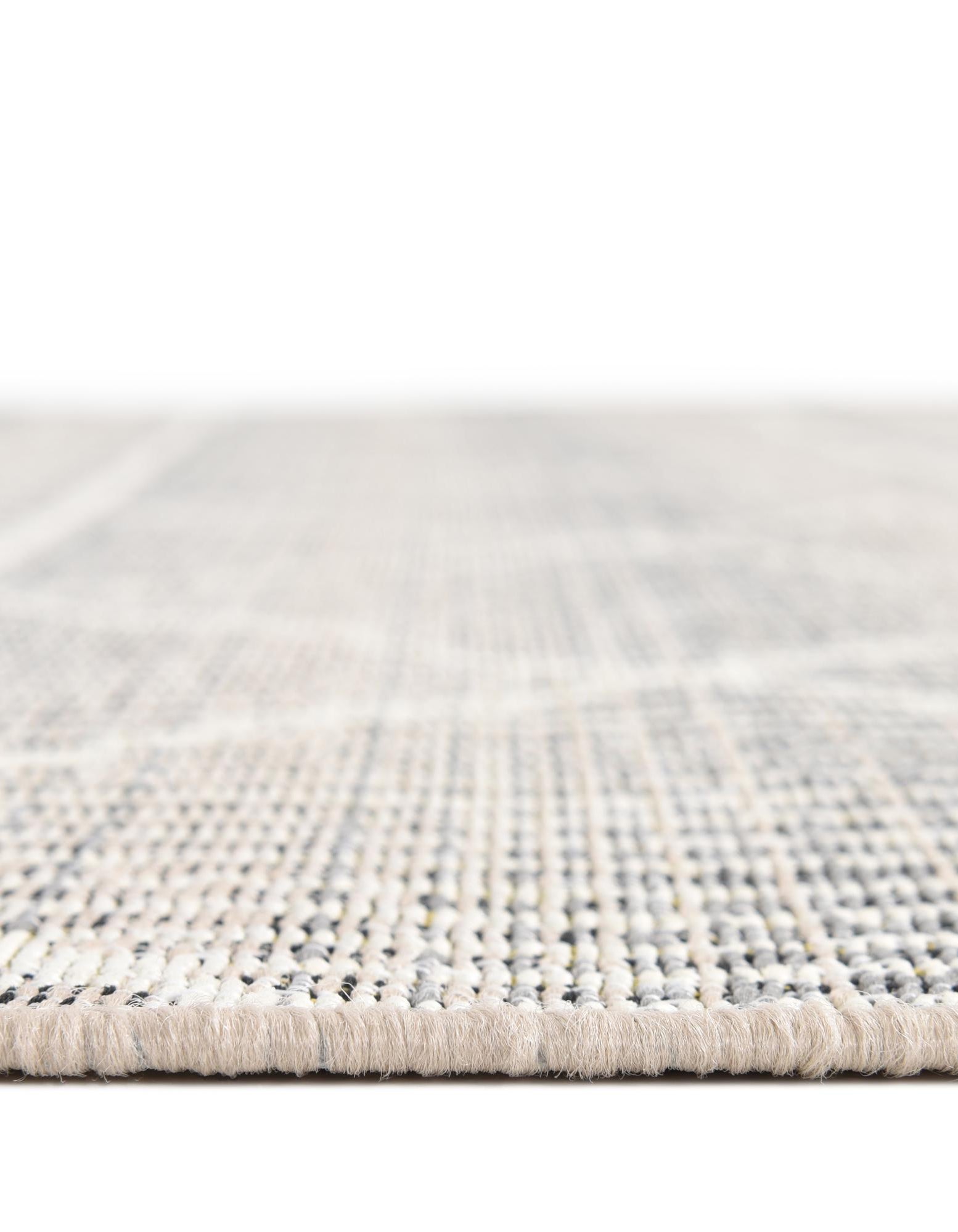 Gray 10' x 12' Lattice Indoor / Outdoor Rug | Rugs.com