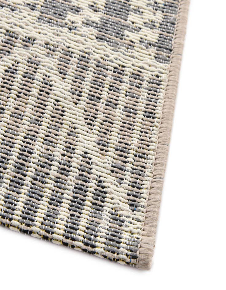 Detail image of  4' x 6'  Washable Lattice Indoor / Outdoor Rug