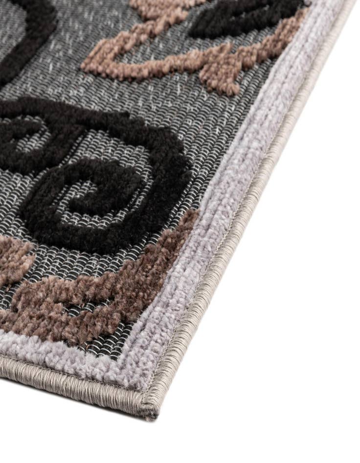 Detail image of  5' x 7' 7  Washable  Indoor / Outdoor Rug