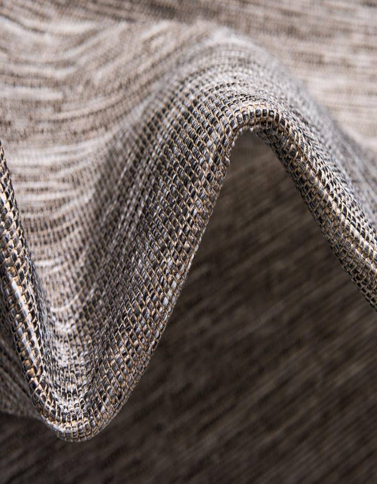 Detail image of  6' 3 x 9'  Washable Solid Indoor / Outdoor Rug