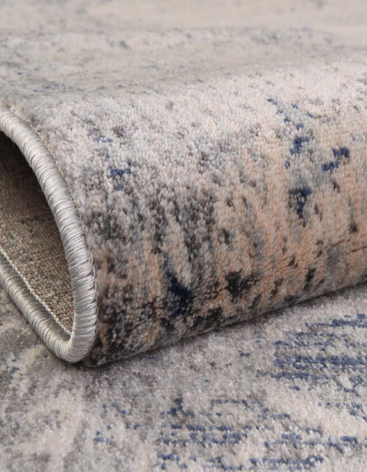 Detail image of  4' x 6' Oxfordshire Rug