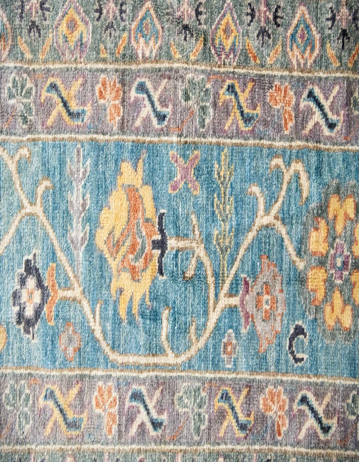 Detail image of  13' 3 x 19' 2  Hand Knotted Peshawar Ziegler Rug