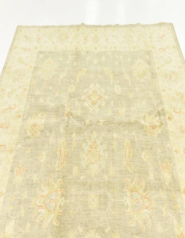 Detail image of  6' 5 x 9' 9  Hand Knotted Peshawar Ziegler Rug