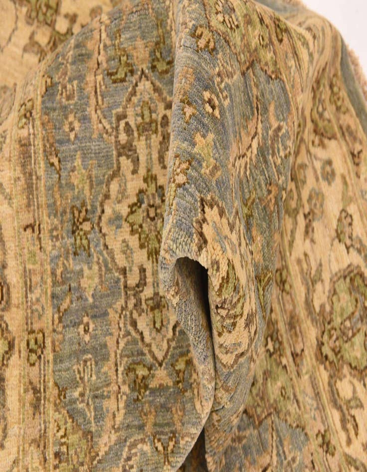 Detail image of  5' x 6' 6 Peshawar Ziegler Rug