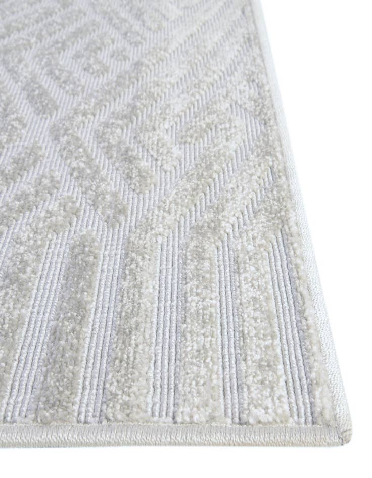 8' x 10' Sabrina Soto Hudson Indoor / Outdoor Rug