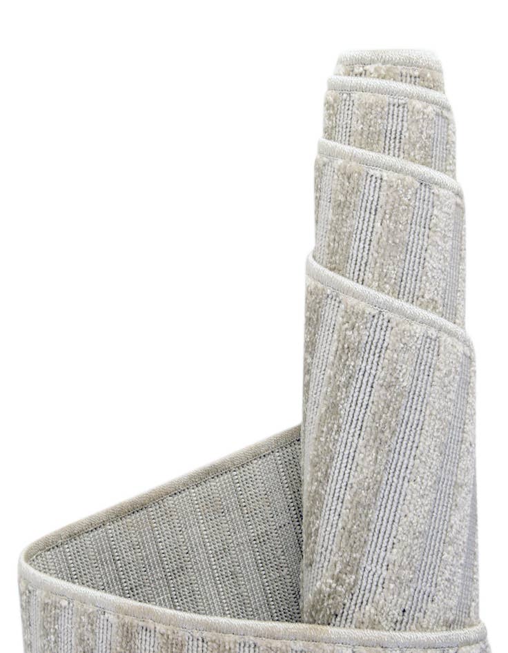 Detail image of  4' x 6'  Washable Sabrina Soto Hudson Indoor / Outdoor Rug