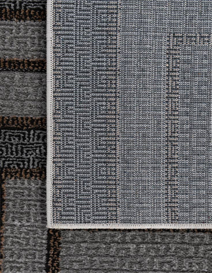 Detail image of  5' x 7' 4 Saturn Rug