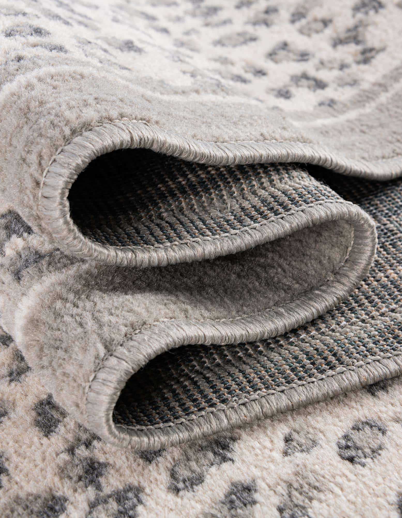 Gray 5' x 8' Savannah Rug | Rugs.com