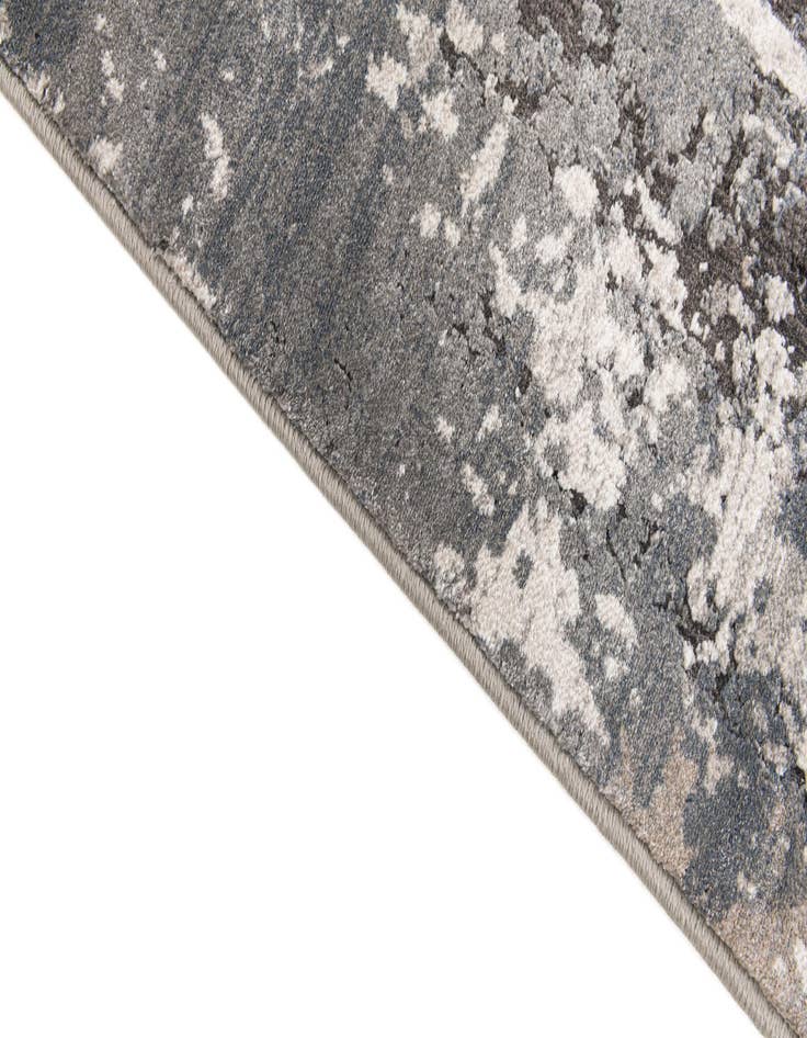 Detail image of  5' 2 x 7' 9 Theia Rug