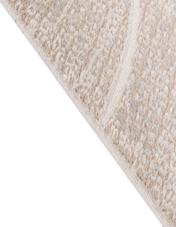 Detail image of  5' x 7' 5 Theia Rug