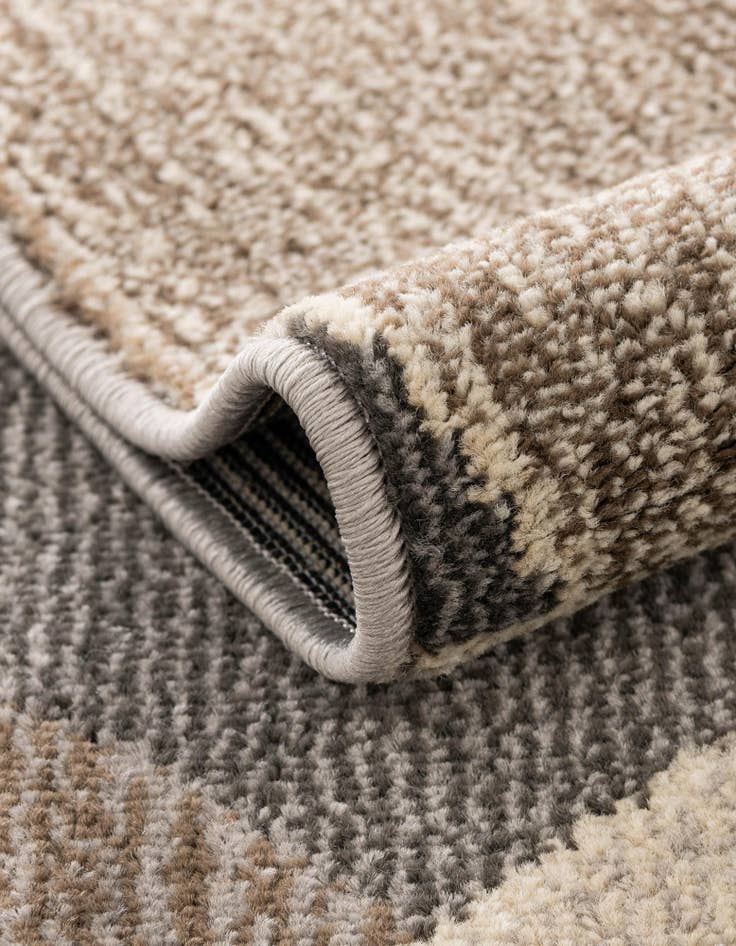 Detail image of  4' x 6'  Washable Theia Rug