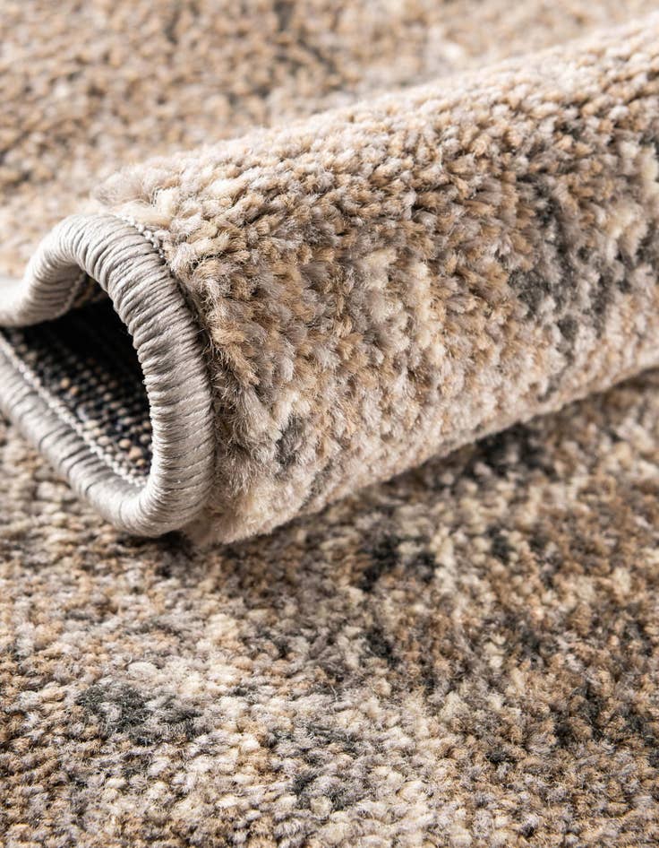 Detail image of  4' x 6'  Washable Theia Rug