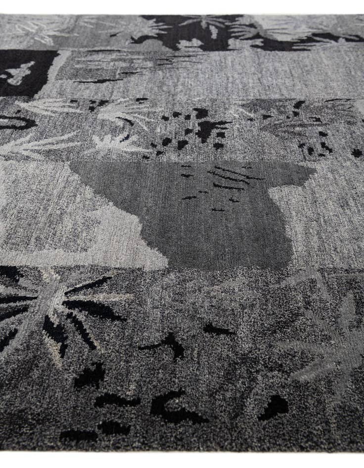 Detail image of  4' x 6'  Hand Knotted Tibet Wool Rug