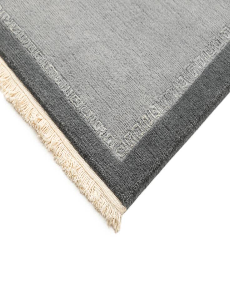 Detail image of  2' 5 x 4' 6  Hand Knotted Tibet Rug