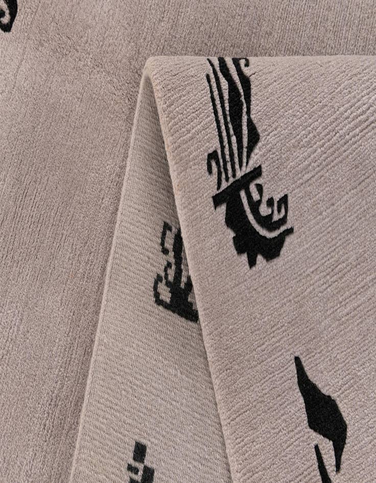 Detail image of  5' 7 x 7' 5  Hand Knotted Tibet Wool Rug