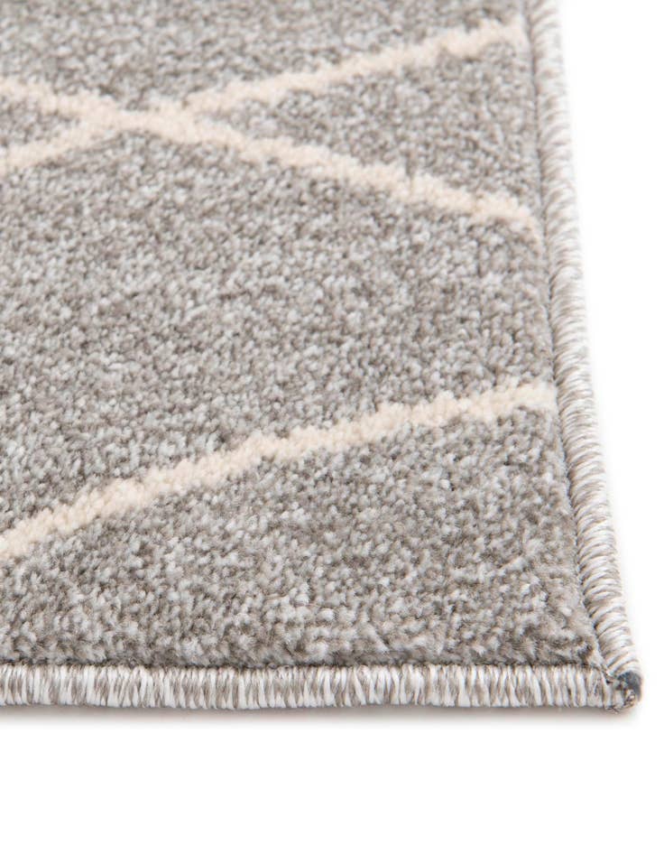 Detail image of  2' x 3' Titania Rug