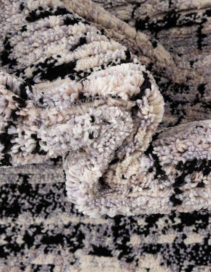 Detail image of  4' x 6' Tucson Rug