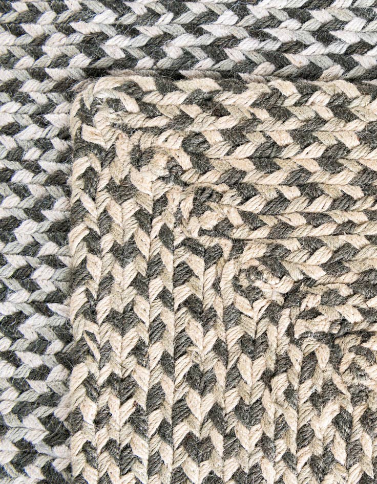 Detail image of  4' 1 x 6' 1  Hand Tweed Braided Jute Rug