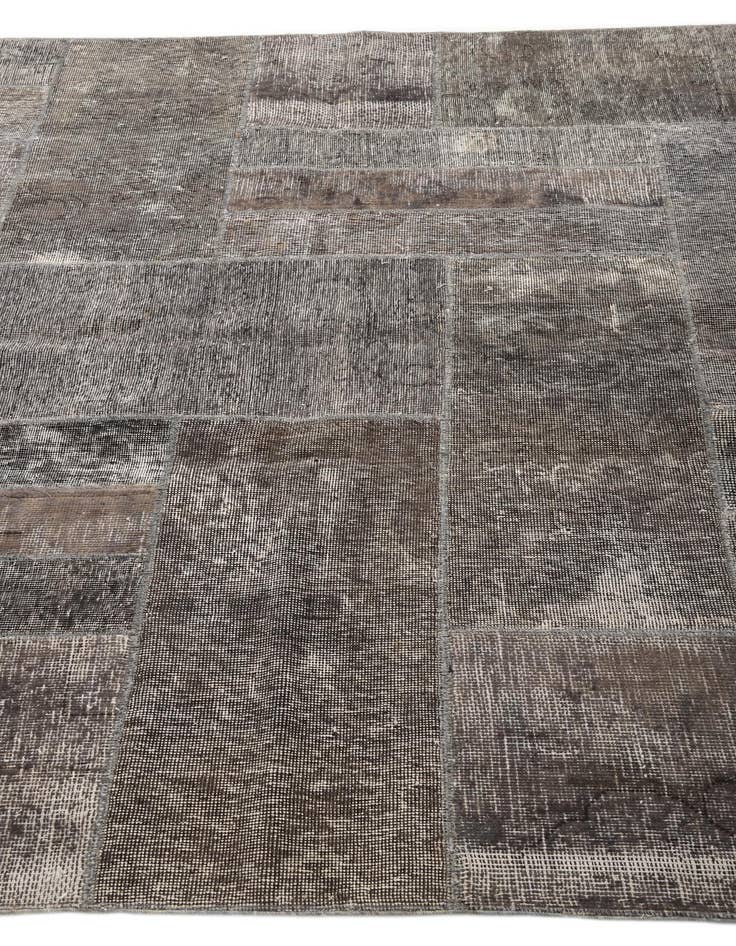 Detail image of  5' 9 x 7' 9  Hand Knotted Ultra Vintage Persian Wool Rug