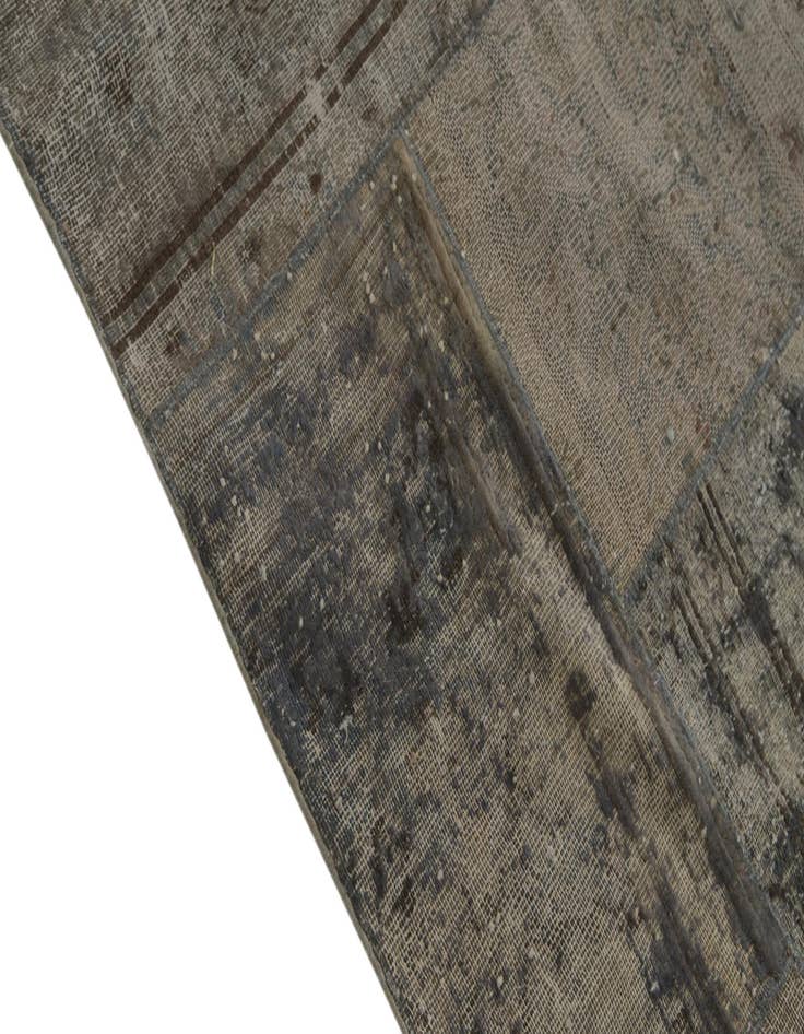 Detail image of  6' 8 x 9' 10  Hand Knotted Ultra Vintage Persian Wool Rug