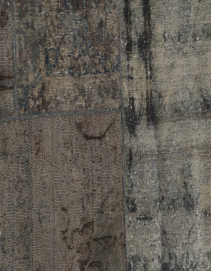 Detail image of  6' 8 x 9' 10  Hand Knotted Ultra Vintage Persian Wool Rug