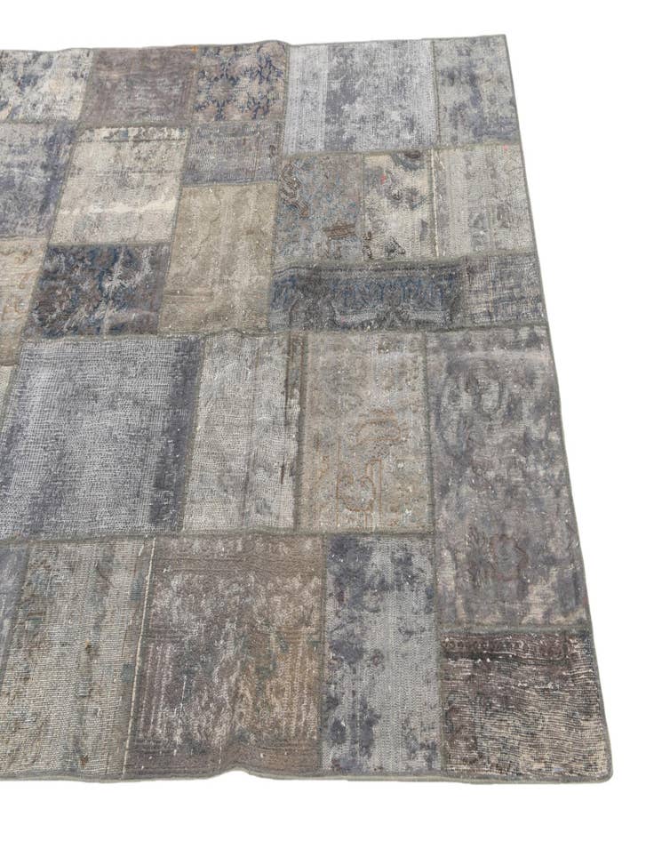 Detail image of  4' 8 x 6' 9  Hand Knotted Ultra Vintage Persian Wool Rug