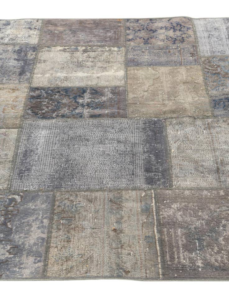 Detail image of  4' 8 x 6' 9  Hand Knotted Ultra Vintage Persian Wool Rug