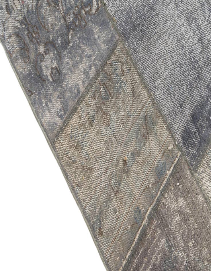 Detail image of  4' 8 x 6' 9  Hand Knotted Ultra Vintage Persian Wool Rug