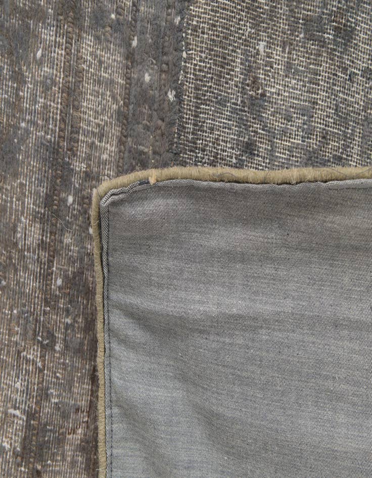 Detail image of  6' 8 x 9' 8  Hand Knotted Ultra Vintage Persian Wool Rug