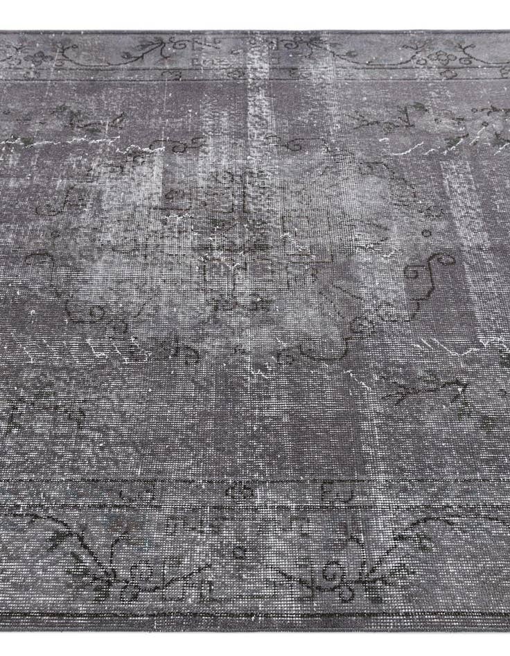 Detail image of  5' 1 x 8' 8 Ultra Vintage Wool Rug