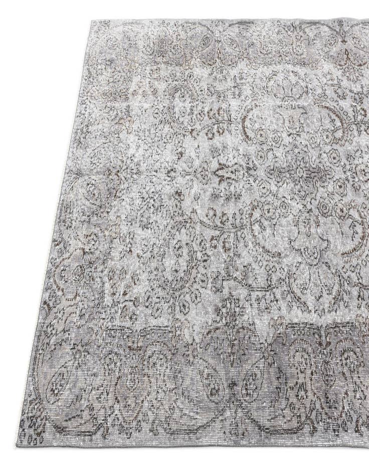 Detail image of  5' 5 x 8' 6 Ultra Vintage Wool Rug